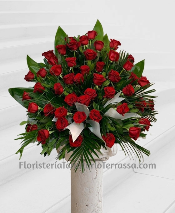 enviar centro de rosas rojas para el Tanatorio de Terrassa, Envio de flores para funerarias para Terrassa, Enviar centro de flores para difunto en Terrassa