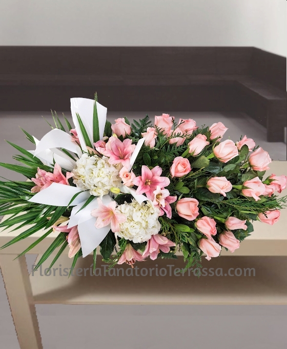 enviar centro de flores muy urgente para el Tanatorio de Terrassa, Enviar flores para difuntos en Terrassa, Mandar flores de funeral al Tanatorio de Terrassa